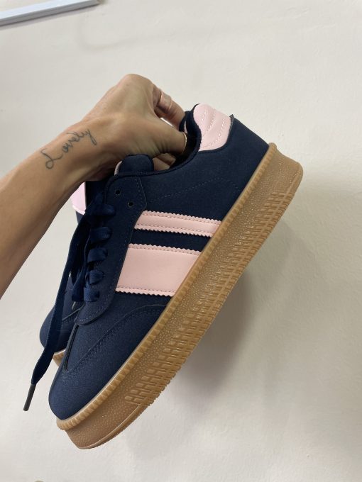 Deportiva marino y nude