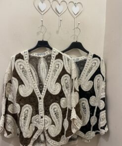 Cardigan wupi chocolate y negra