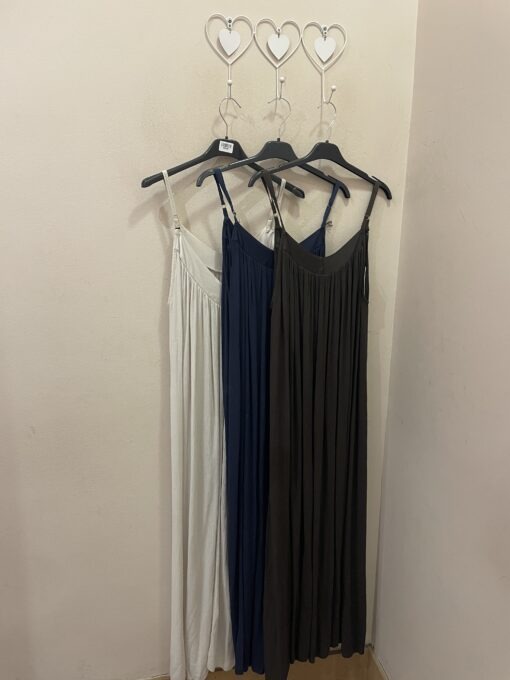 Vestido escote raso