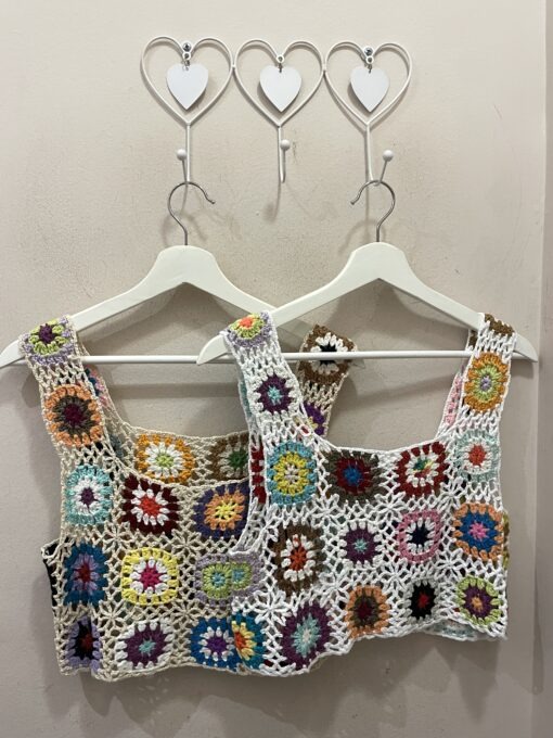 Top  crochet color