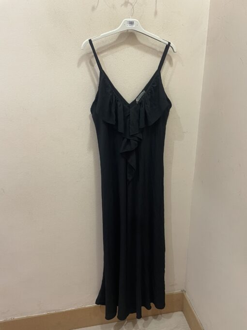 Vestido con volante