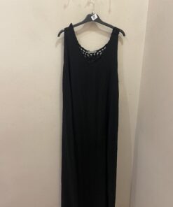 Vestido negro espalda crochet