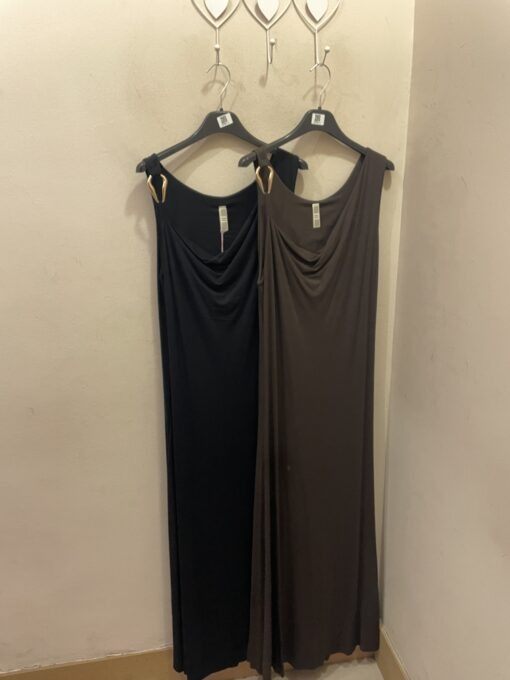 Vestido adorno dorado