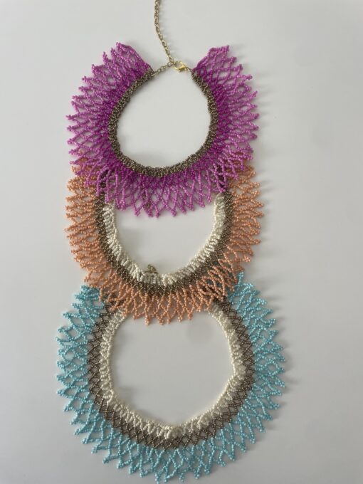 Collar beige oro color - Imagen 2