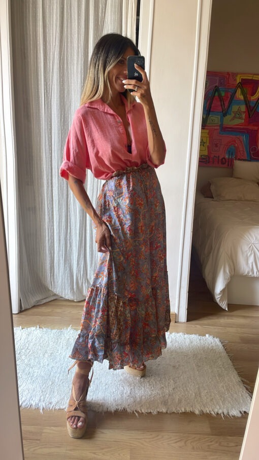 Falda seda grisáceo con coral
