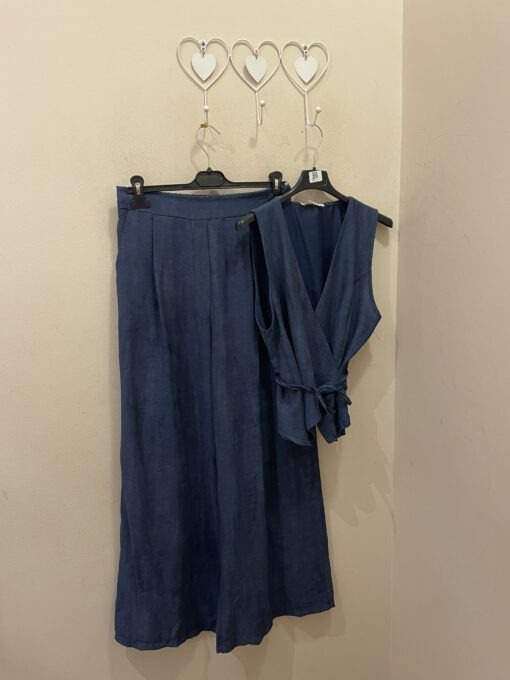 Conjunto chaleco pantalón