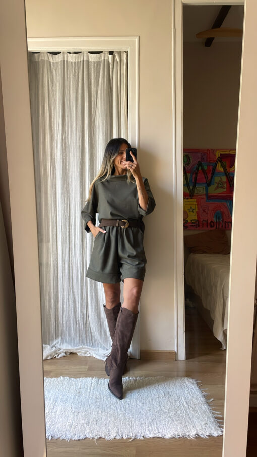 Conjunto andrea kaki