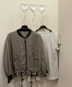 Conjunto bomber y camiseta