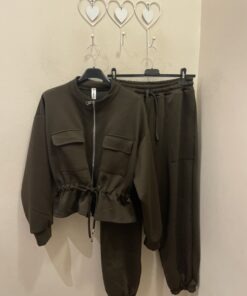 Conjunto bombacho y bomber chocolate