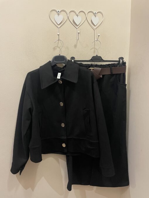 Conjunto antelina falda y chaqueta - Imagen 2