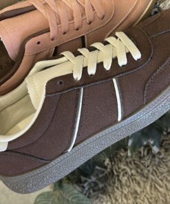Deportivas chocolate
