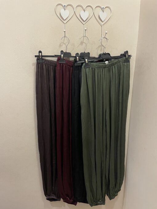 Pantalón bombacho raso