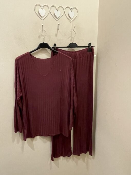 Conjunto camiseta y pantalón canalé - Imagen 4