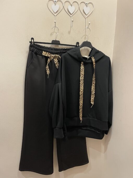 Conjunto casual animal print