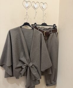 Conjunto capa y Pantalón