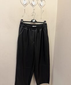 Pantalón ecopiel