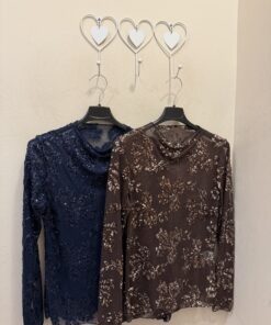 Camiseta tul flor bordada