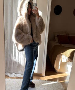 Alternative view of Chaquetón Teddy taupe claro