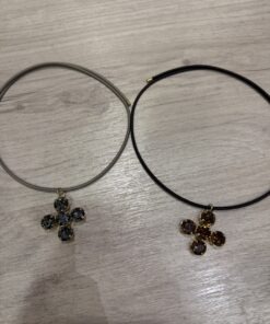 Collar imán con cruz