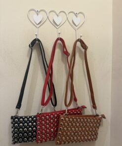 Bolso tachas