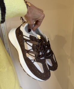 Deportiva Strass chocolate