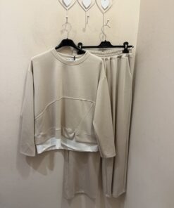 Conjunto casual beige