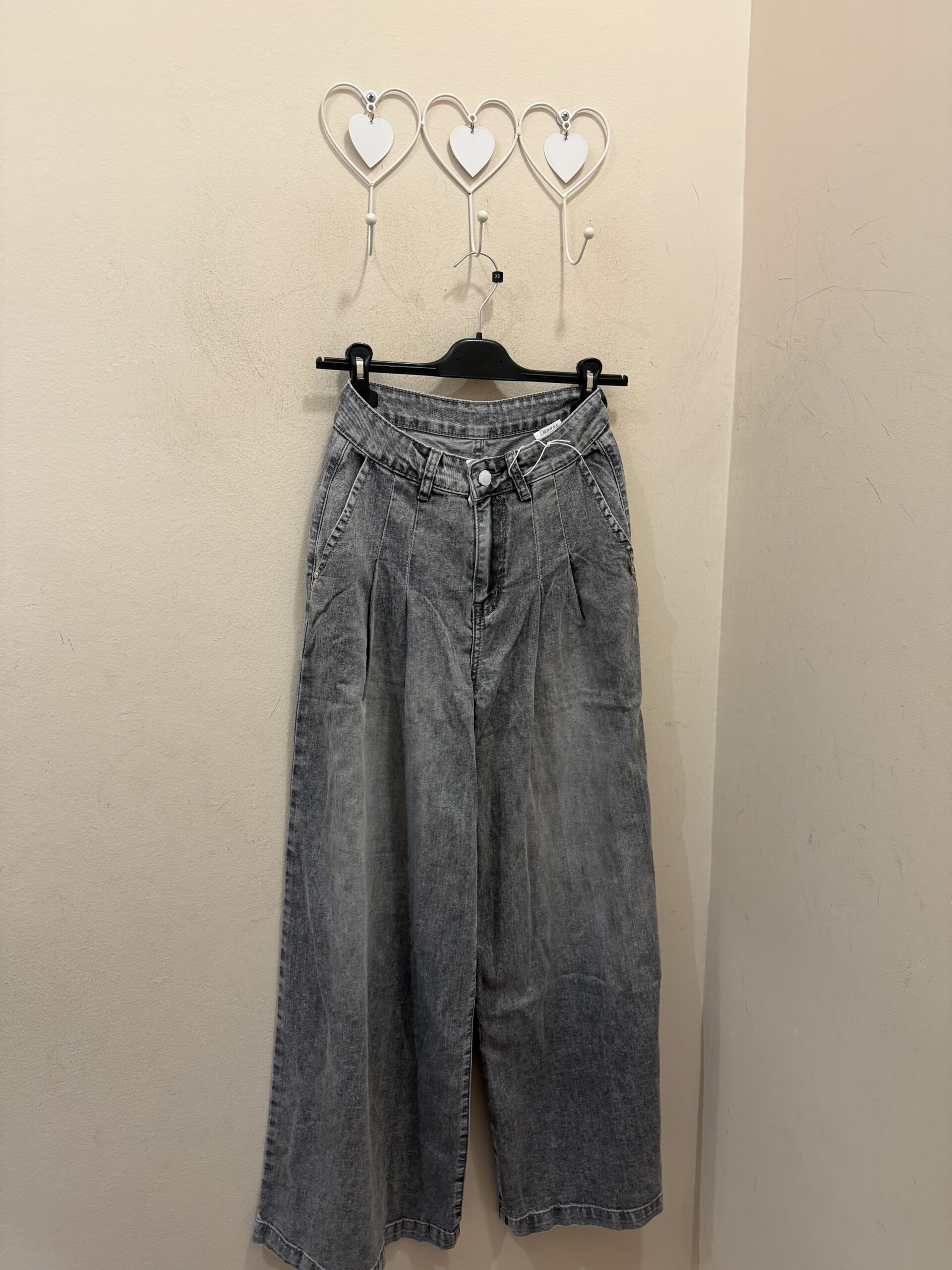 Pantalón pinzas gris