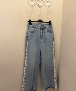 Tejano gupir  lateral