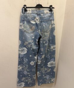 Alternative view of Tejano flores