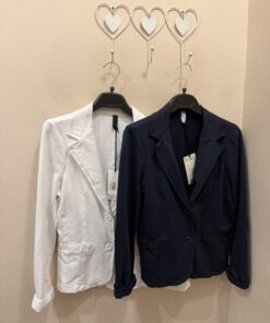 Blazer coderas marino y blanca