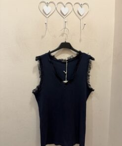 Camiseta pico canalé desflecada