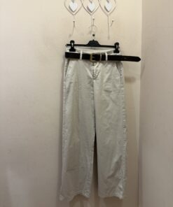 Pantalón recto bolsillo beige