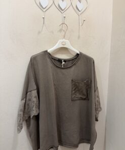 Camiseta manga bordada