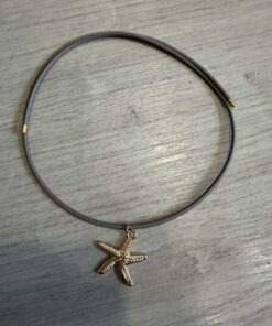 Alternative view of Collar imán y Charm