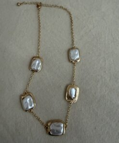 Collar cuadrado nacar