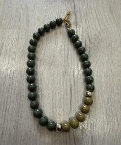 Collar borlas verde