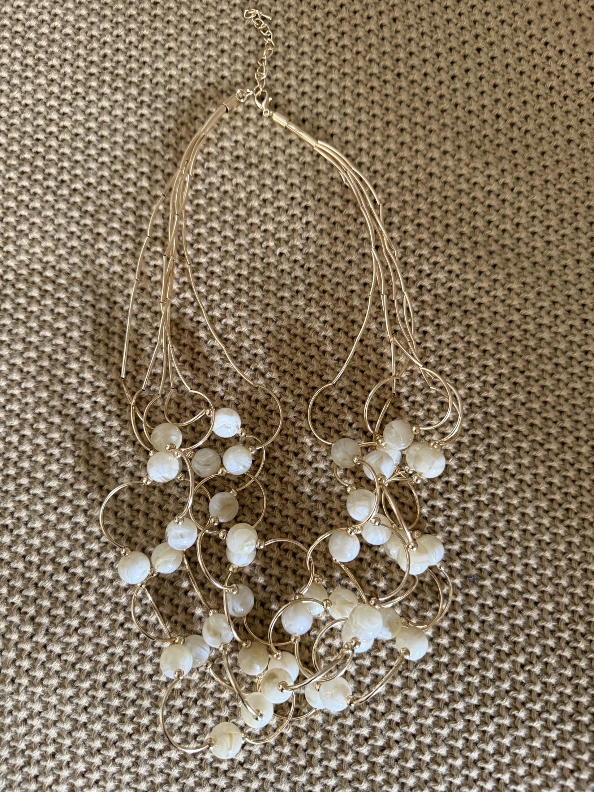 Collar beige