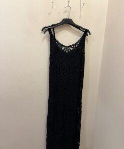 Vestido crochet negro y vestido básico forro