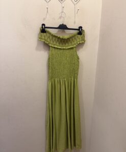 Vestido escote bordado