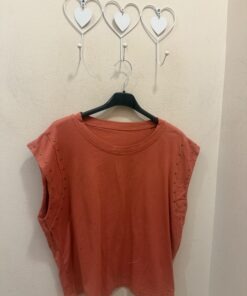 Csmiseta tachas