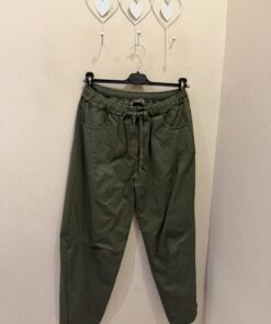Pantalón kaki elástico
