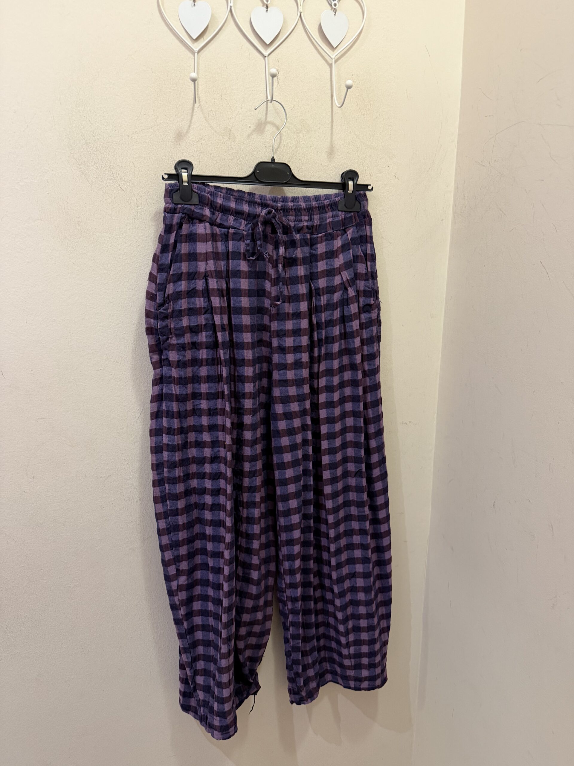 Pantalón vichy burdeos