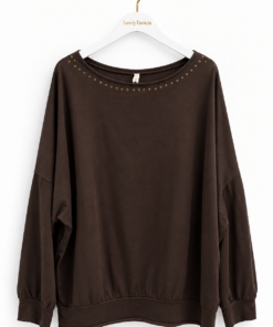 Camiseta murciélago tachas