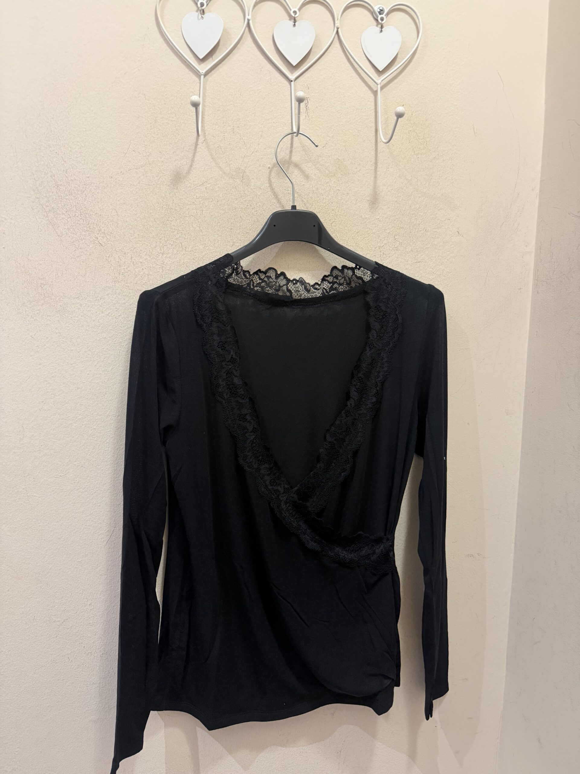 Camiseta puntilla cruzada cashmere