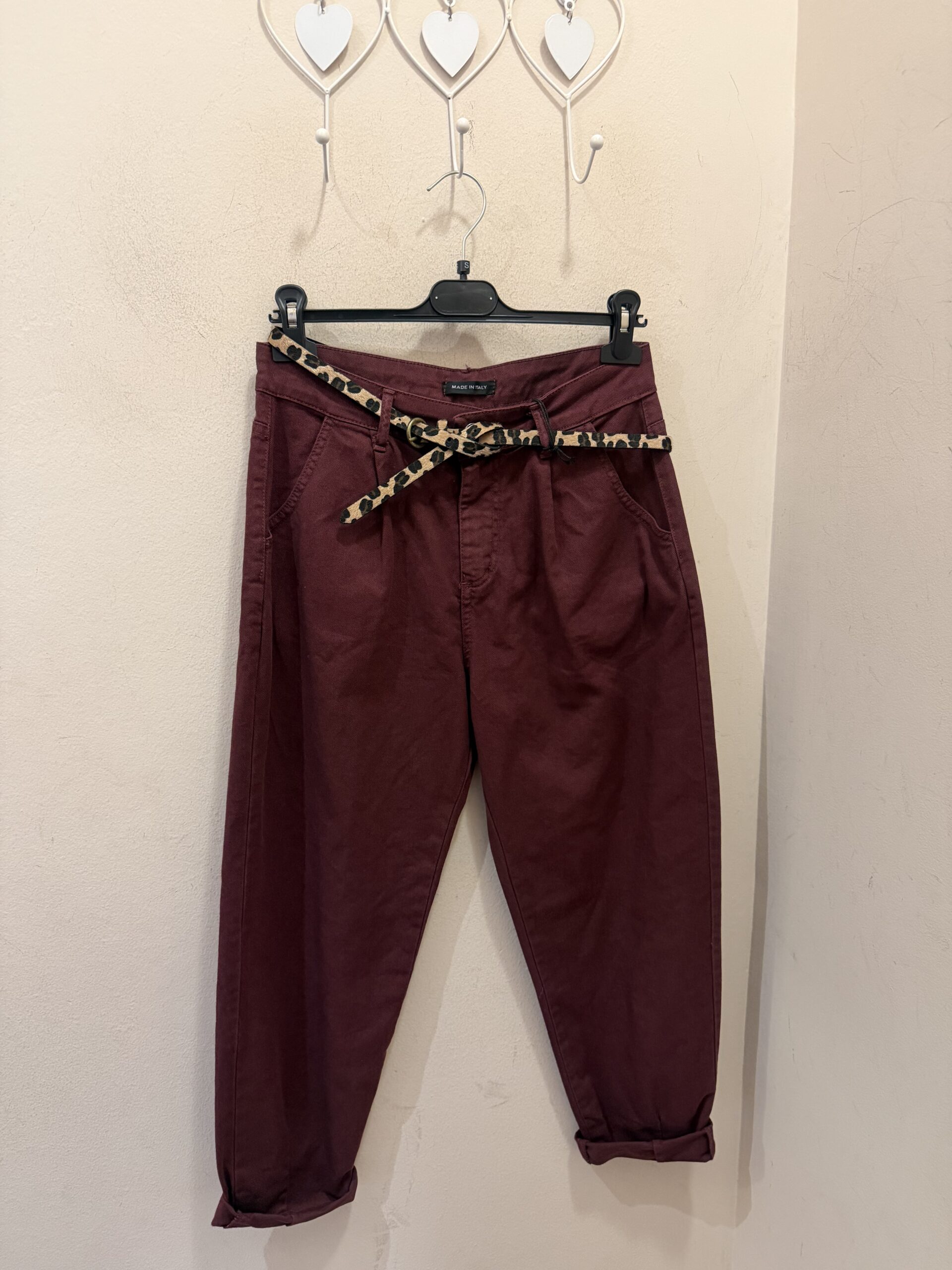 Pantalón buganvilla cinturón animal